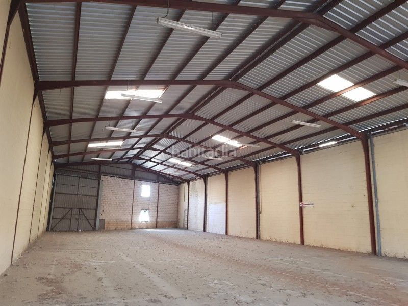 Foto af128752-ff60-406b-a709-ca4bb5308d26. Nau industrial a Zona Sur - Av. De España - San Miguel Plasencia