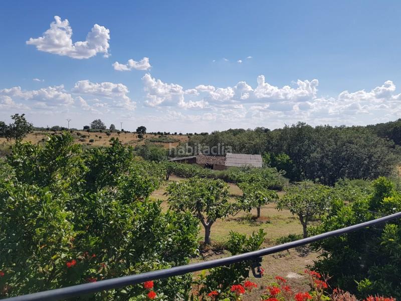 Foto f7724ab2-c863-4e19-b75b-8fe4ee4c915f. Chalet casa unifamiliar en venta en la dehesa cáceres en Torremenga