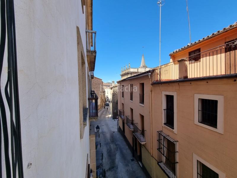 Foto ce843ecf-6752-45ca-9a26-72f617ad9be3. Piso  en venta en centro cáceres en Centro Ciudad Plasencia