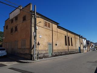 Local Comercial a Mirabel. Local comercial en venta en carretera principal  mirabel cáceres
