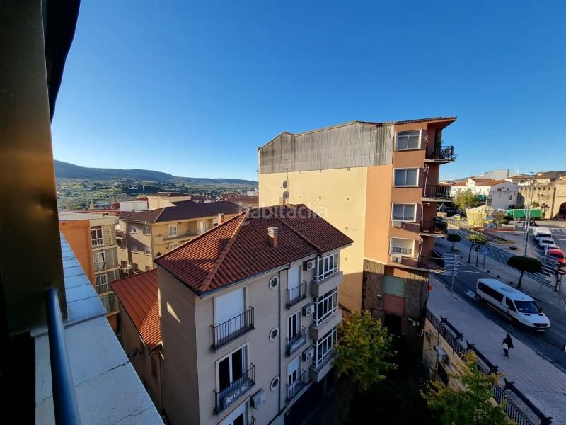 Foto fcb2c051-80ba-4176-a8b5-7870b71541fd. Piso  en venta en centro avenida de la vera fuente del caballo cáceres en Plasencia