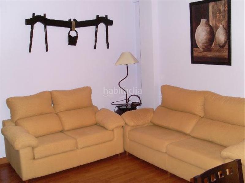 Foto 0b3fc267-8ba4-49f4-a08f-87dccf7c1381. Pis amb calefacció a Miralvalle - Av. Virgen del Puerto - La Data Plasencia