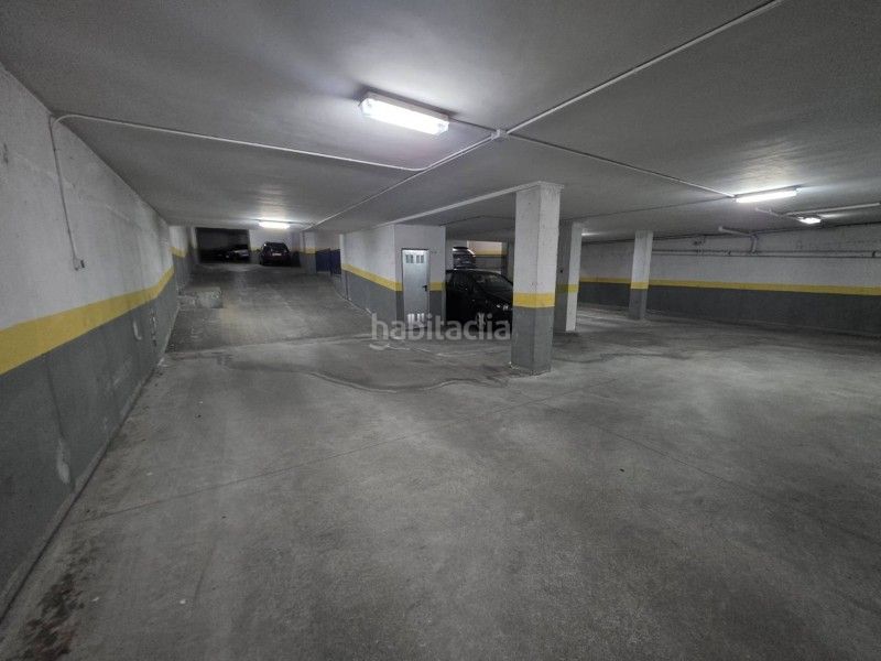 Foto d59c55fd-03dd-41cc-a851-ddc37e938721. Aparcament cotxe a Zona Norte - Hospital - Urbanizaciones Plasencia