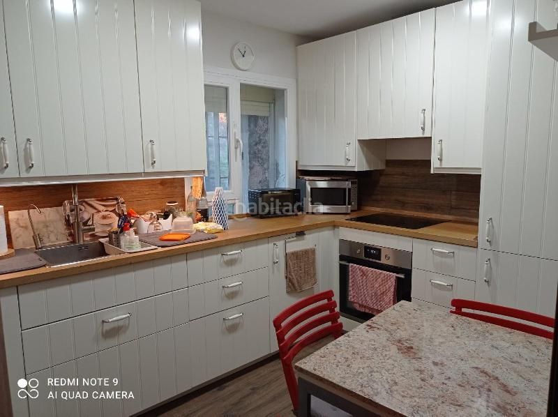 Foto 8b1a1270-b044-46e6-8587-7e370dbd0c8d. Xalet amb calefacció piscina a Miralvalle - Av. Virgen del Puerto - La Data Plasencia