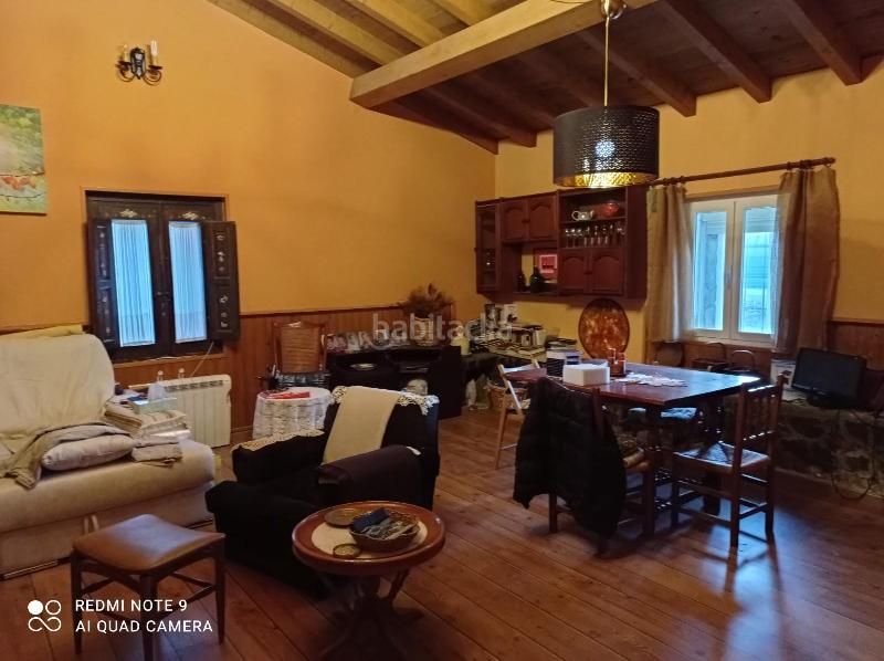 Foto 9919f518-2470-4704-8e70-e4cfc6995c87. Xalet amb calefacció piscina a Miralvalle - Av. Virgen del Puerto - La Data Plasencia