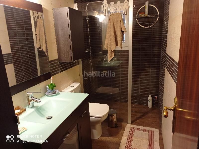 Foto 9f5977a9-7450-4dd3-b554-a020dbd74c27. Xalet amb calefacció piscina a Miralvalle - Av. Virgen del Puerto - La Data Plasencia