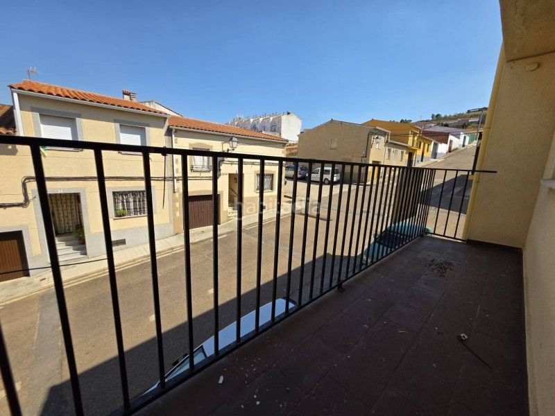 Foto 2d4fa3d2-b4f8-425d-bf0b-468548573119. Piso  en venta cáceres en Aliseda