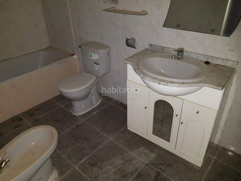 Foto 0bd1d1a0-1664-4a37-b5ad-af6a4faf580c. Chalet in Malpartida de Plasencia