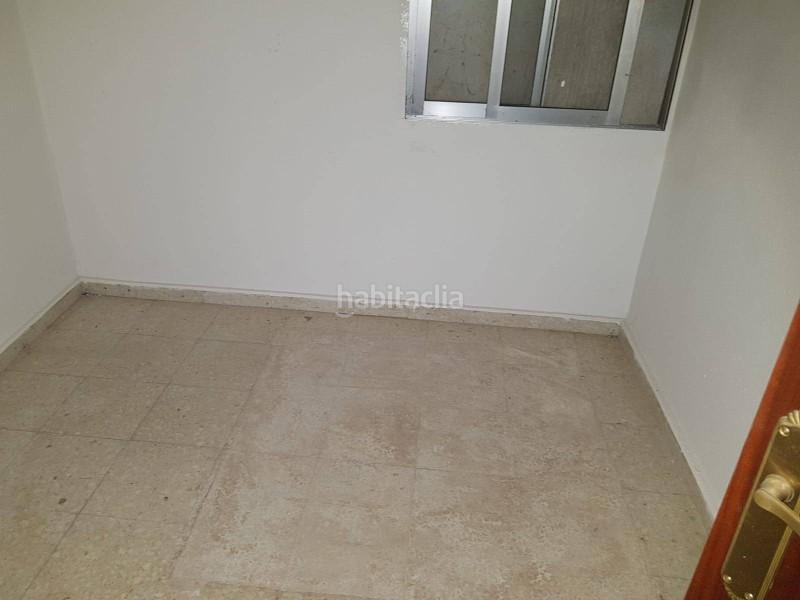 Foto a813905a-820d-4cde-a85e-1a92c88d0a7a. Chalet in Malpartida de Plasencia
