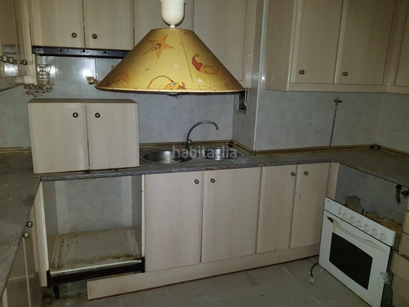 Foto f6dc87a4-7767-4d8a-9e5b-7992ec5a9b90. Chalet in Malpartida de Plasencia