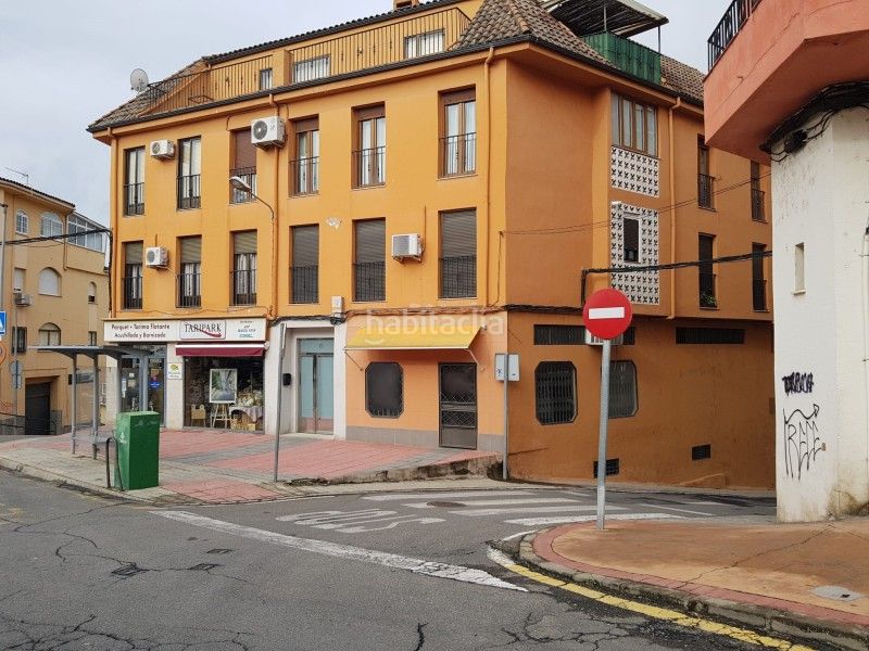 Foto 51fcbd9c-3726-48b6-860b-d7f90b5a386b. Miete geschäftsraum in Centro Ciudad Plasencia