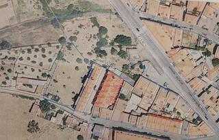 Terrain résidentiel à Malpartida de Plasencia. Terreno en venta en casa inés  malpartida de plasencia cáceres