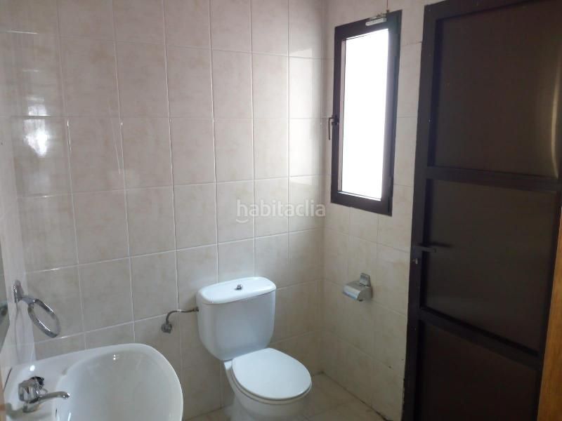 Foto 2bd23b6f-c907-41e1-bdbe-494f961f6b84. Local comercial a Malpartida de Plasencia