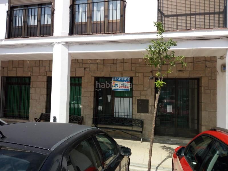 Foto 8c5d2bab-f7a8-47e6-850f-b56ff17fd0ca. Local comercial a Malpartida de Plasencia