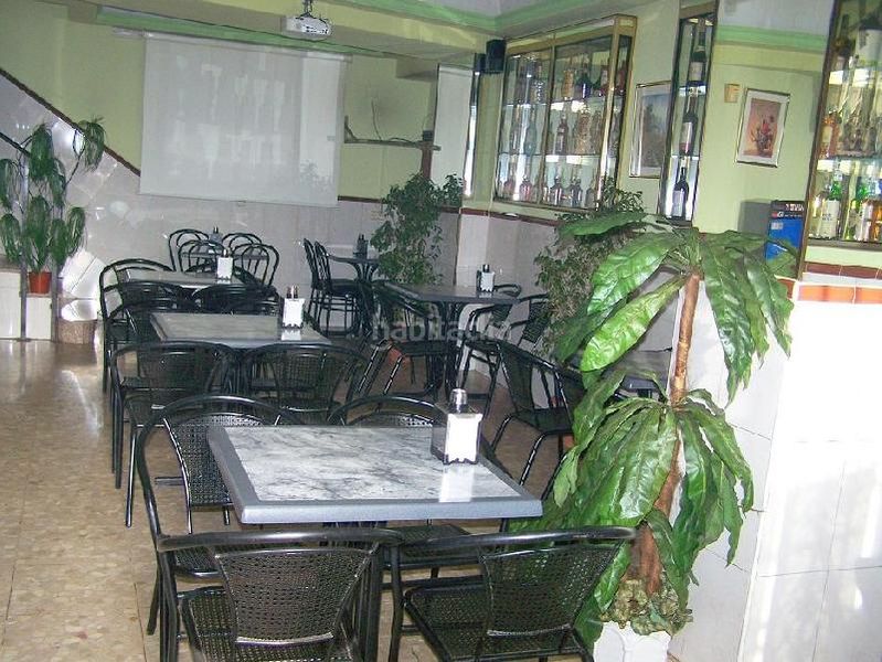 Foto d5f637ab-afe8-4c4c-bdd4-265228828540. Locale commerciale con riscaldamento in Miralvalle - Av. Virgen del Puerto - La Data Plasencia