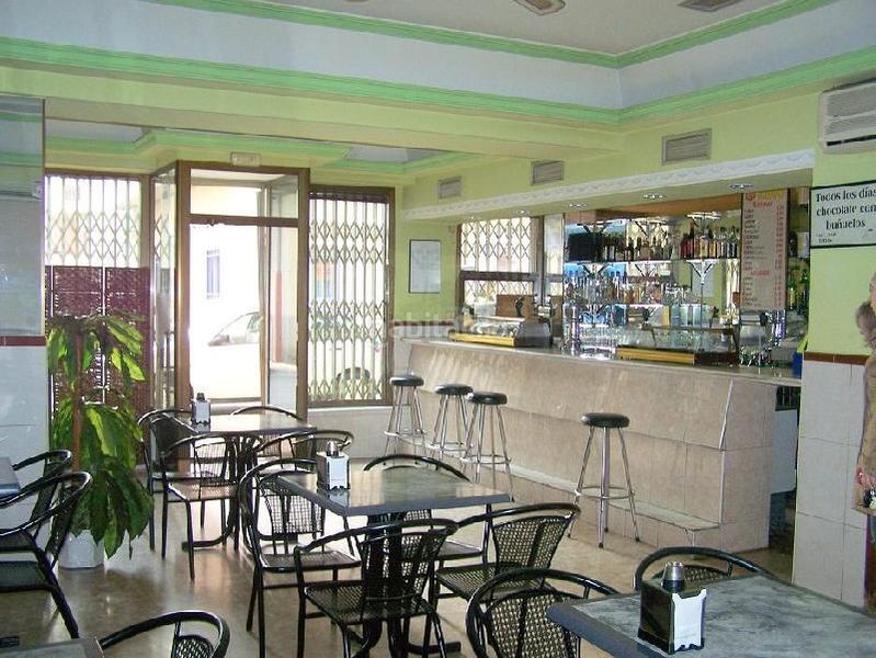 Foto e889f724-280d-4dad-9c59-3fbacf7a9814. Locale commerciale con riscaldamento in Miralvalle - Av. Virgen del Puerto - La Data Plasencia