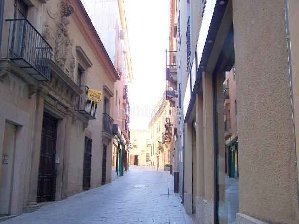 Foto 02e15ae0-fcb6-454d-9f3b-482d197b6226. Miete geschäftsraum in Miralvalle - Av. Virgen del Puerto - La Data Plasencia