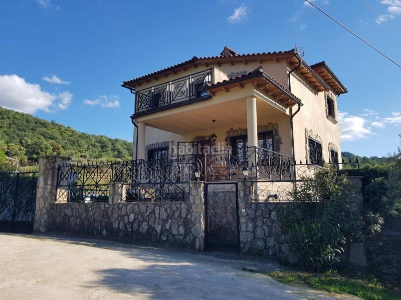 Foto ba4659ef-3897-4f0d-8153-4ec2a7134742. Chalet casa unifamiliar en venta en carretera del valle plasencia cáceres en Casas del Castañar