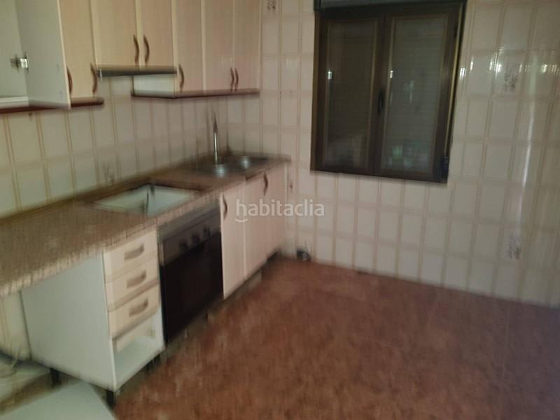 Foto fb1ef300-642f-427b-b395-9771133e1ec4. Xalet a Casas de Millán