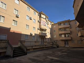 Location Appartement à Los Pinos - El Pilar. Piso en alquiler en avd. extremadura   plasencia cáceres