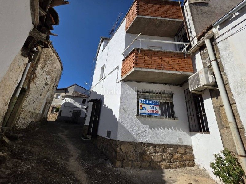 Foto afa8cced-0c09-4b48-848e-d04494b37abd. Xalet amb calefacció a Oliva de Plasencia