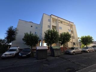 Appartement à Zona Norte - Hospital - Urbanizaciones. Piso en venta en la data   plasencia cáceres