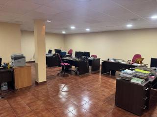 Fabrikhalle in Zona Sur - Av. De España - San Miguel. Nave industrial en venta en poligono industrial   plasencia cáce