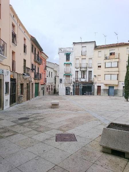 Foto 1c1decb8-f4e6-4007-8058-e7b3b514f368. Xalet a Centro Ciudad Plasencia