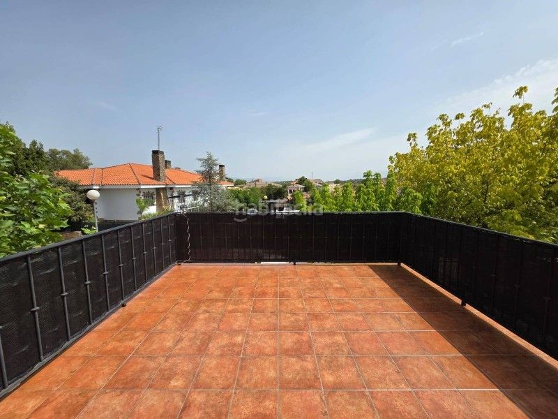 Foto ff482aaf-06a4-4bed-9b35-46e25ee6b6b2. Xalet amb calefacció aparcament a Guijo de Granadilla