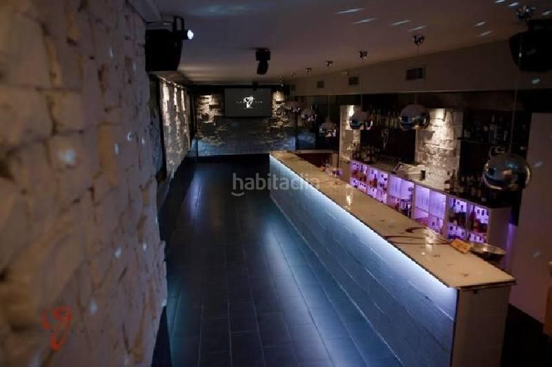 Foto a373e649-f1b9-4765-984b-a2528d7c00d0. Local comercial a Centro Ciudad Plasencia