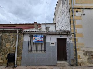 Xalet a Majadas. Casa adosada en venta en majadas cáceres