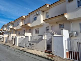 Xalet a Miralvalle - Av. Virgen del Puerto - La Data. Casa adosada en venta en la mazuela  plasencia cáceres