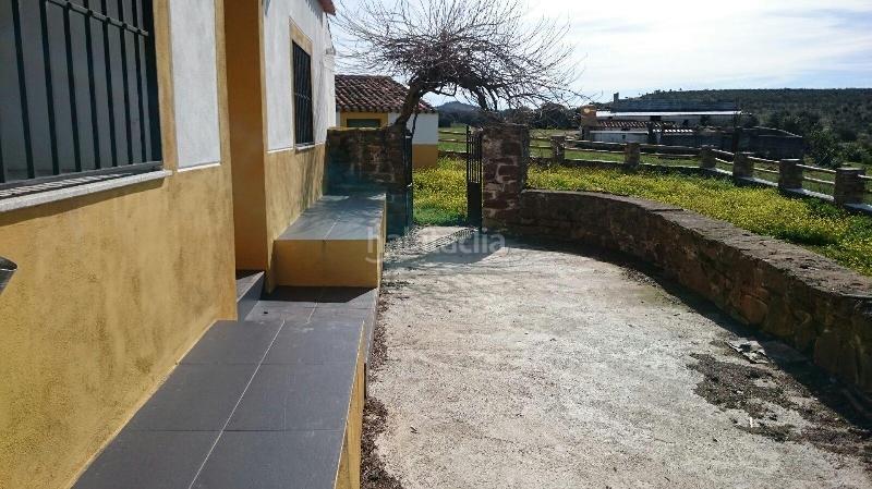 Foto 7231b163-fa15-4a3b-b9db-3c5d498cf858. Finca rústica terreno en venta en san vicente de alcantara cáceres en Salorino