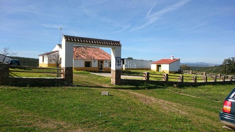 Foto c646ead5-0298-492b-8546-485b488f39aa. Finca rústica terreno en venta en san vicente de alcantara cáceres en Salorino
