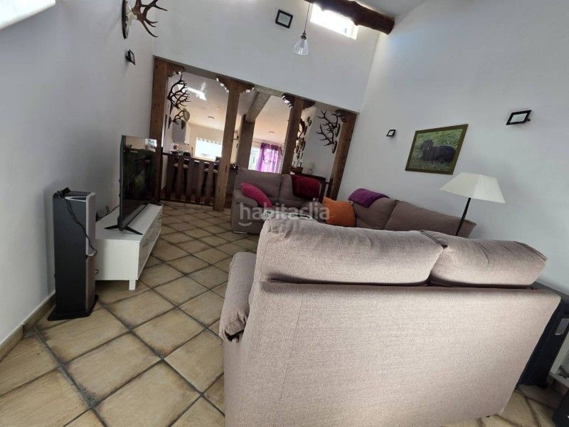 Foto 7437d331-534f-4305-9275-33ea2ffd3256. Xalet a Malpartida de Plasencia