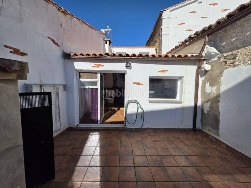 Foto e0bbb4bf-274e-45cc-8d27-81043ad3708d. Xalet a Malpartida de Plasencia