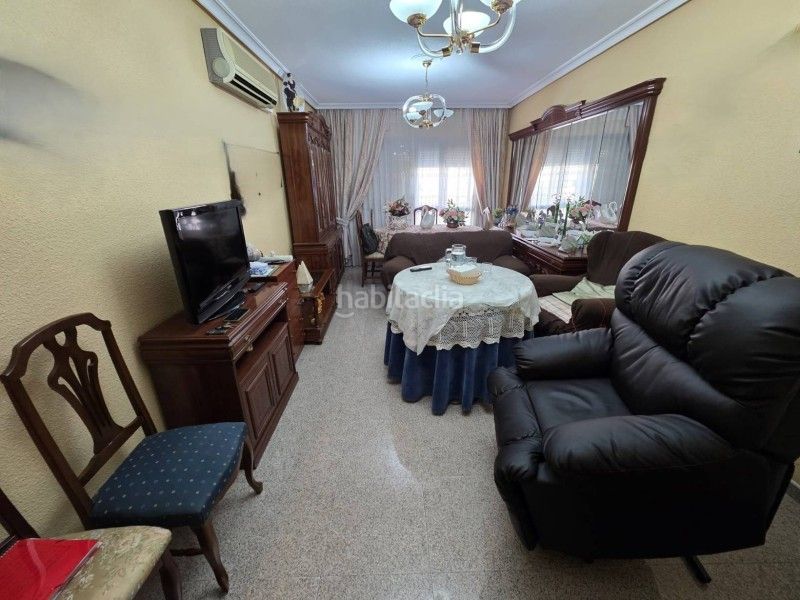 Foto fddfd06f-384d-4479-acfa-8d454e8e9cb6. Xalet amb calefacció aparcament a Los Pinos - El Pilar Plasencia