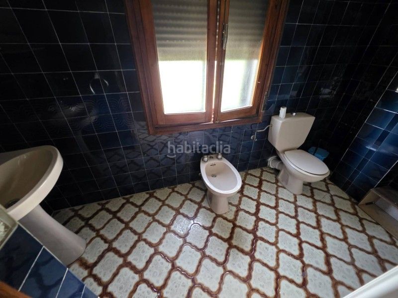 Foto f008afb9-8729-4342-8c2b-ac50801090f5. Xalet amb aparcament a Rebollar