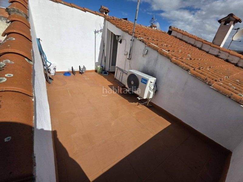 Foto e3f0f78a-75ff-4201-94ae-6176a7b24d6f. Xalet a Centro Ciudad Plasencia