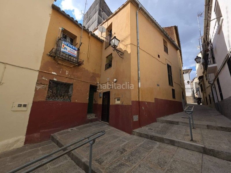 Foto dcad969a-897a-4c01-aec0-a6cb86f667e1. Xalet a Centro Ciudad Plasencia