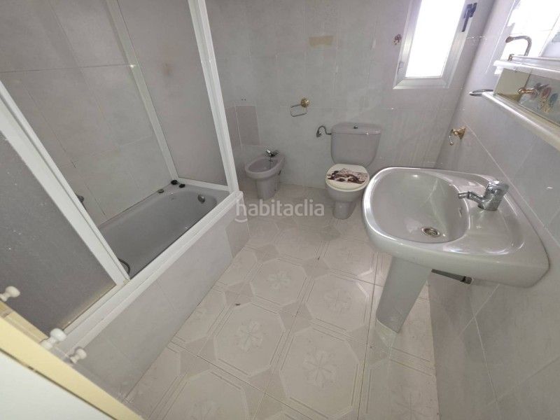 Foto e75a6443-874d-4a75-a5da-420681fd53aa. Xalet amb aparcament a Serradilla