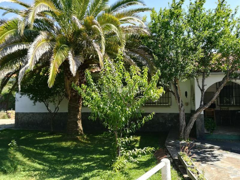 Foto 98d729ea-7f15-46ca-9295-32c2138a44a9. Xalet amb calefacció aparcament a Centro Ciudad Plasencia