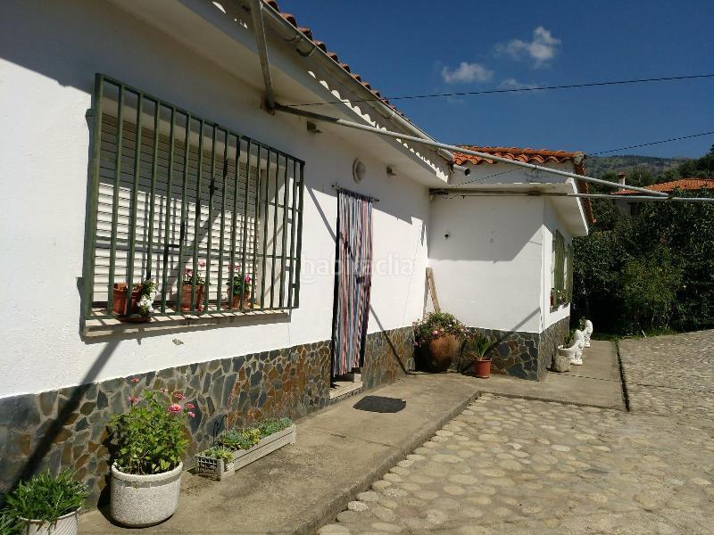 Foto a134f39d-dc09-4f08-93b3-1d27fa7a0a40. Xalet amb calefacció aparcament a Centro Ciudad Plasencia