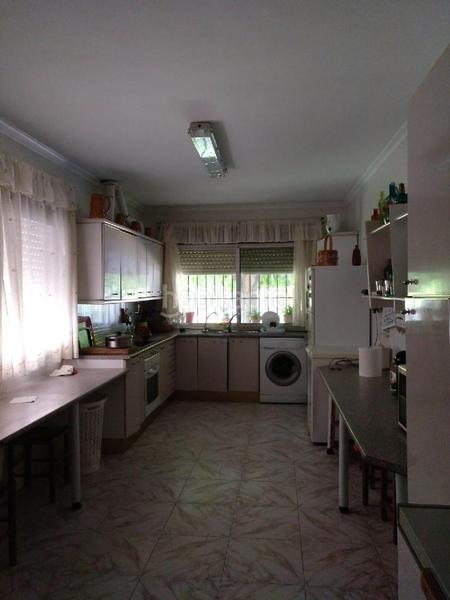 Foto abf7744b-f5bf-4b2b-bd3b-5c383397a271. Xalet amb calefacció aparcament a Centro Ciudad Plasencia