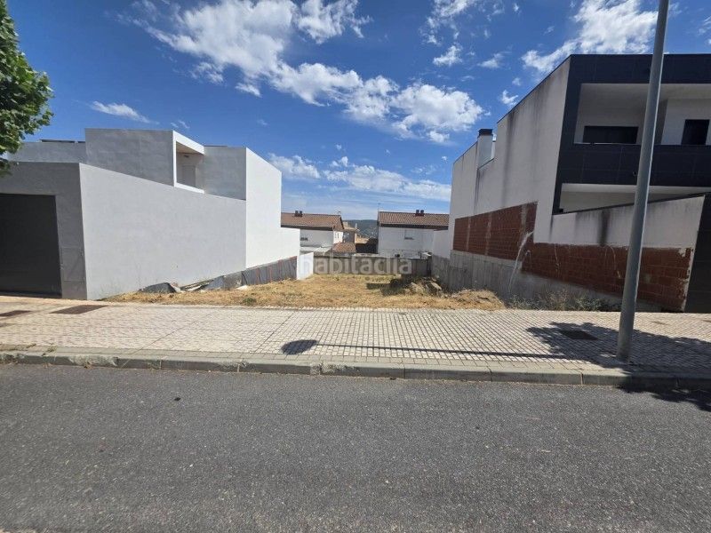 Foto 55242ff0-c331-4ac6-9daf-01a954755dff. Terreny residencial a Zona Norte - Hospital - Urbanizaciones Plasencia