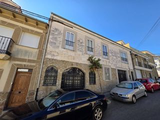 Xalet a Malpartida de Plasencia. Casa adosada en venta en malpartida de plasencia cáceres