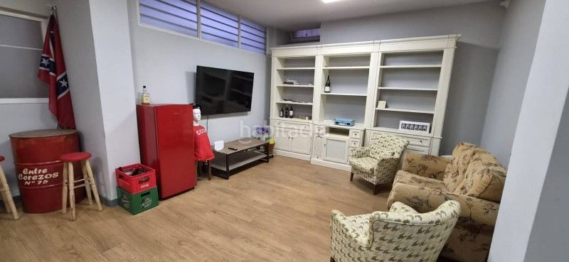 Foto 9272994c-b0aa-4948-bab9-341493559da8. Local comercial a Centro Ciudad Plasencia
