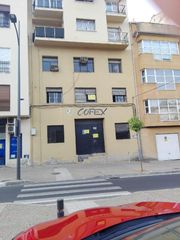 Business premise in Los Pinos - El Pilar. Local comercial en venta en centro  plasencia cáceres