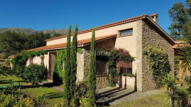 Foto 11356855-1d7d-4209-986e-e82a91c82f5f. Chalet casa unifamiliar en venta en a un kilómetro del centro cáceres en Valverde del Fresno