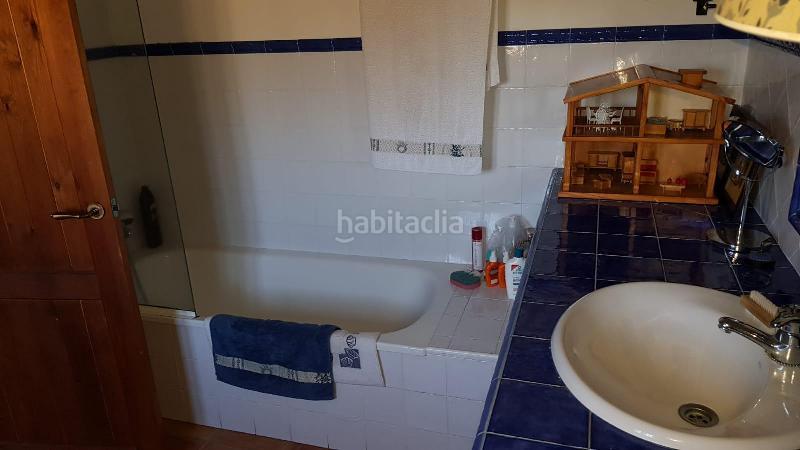 Foto b825692d-7d29-42b1-bfd9-0c0986ffdf2b. Chalet casa unifamiliar en venta en a un kilómetro del centro cáceres en Valverde del Fresno